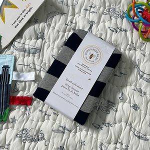 Burt’s bees baby crib sheet